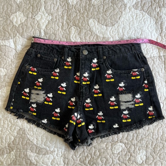 Disney Black Mickey Mouse Distressed Denim Jean Shorts Size 28 - Picture 7 of 8